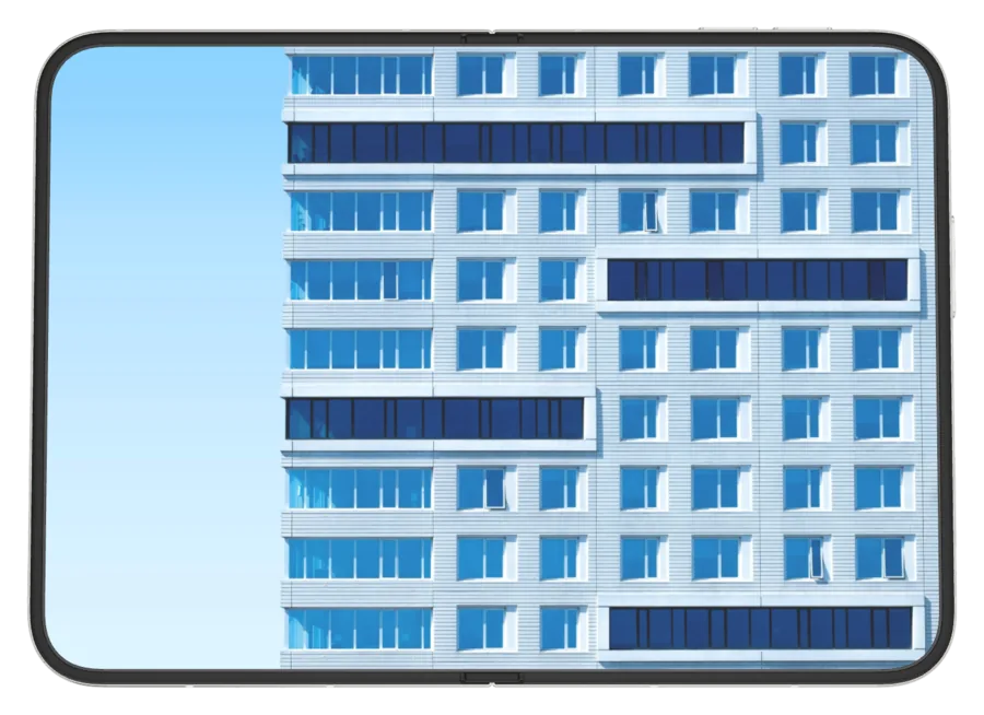 Light Mac 16 shown on iPhone Duo