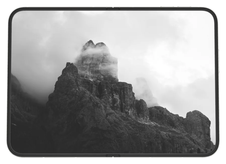 Light Mac 25 shown on iPhone Duo