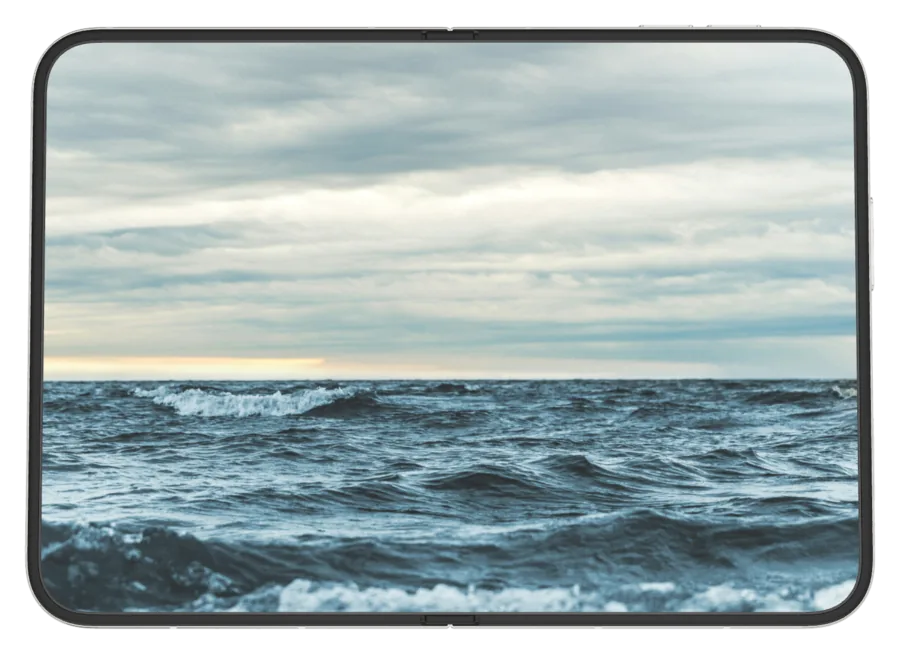Light Ocean 5 shown on iPhone Duo